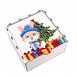Новогодний подарок в упаковке из дерева №7 300 г. (Стандарт)