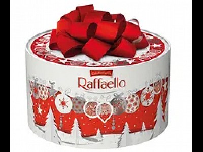Новогодние подарки Raffaello