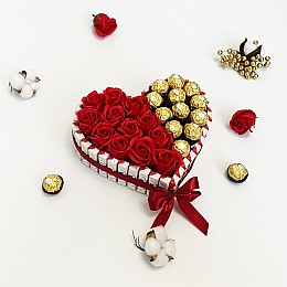 Набор из конфет на день рождения PRO 27*24 см 61 шт Красный