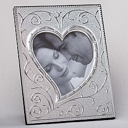 Декоративна фоторамка «Серце в алмазах» 17*21 см Angel Gifts SK15486