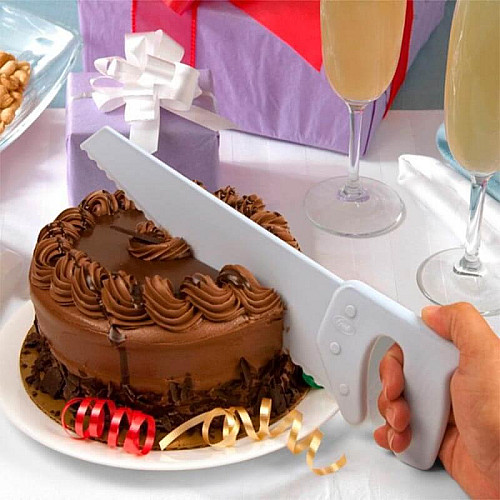 Нож для торта Cake and Salad Saw Fred&Friends