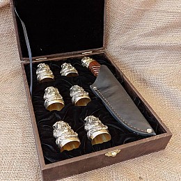 Подарунковий набір для чоловіків "Козацька рада" (6 бронзових чарок, ніж)