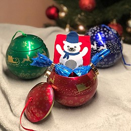 Новорічний подарунковий набір "Новорічна кулька з наповненням" (червона)