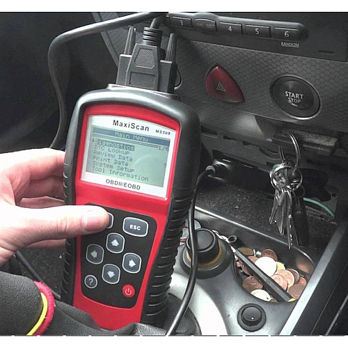 Автомобильный универсальный диагностический сканер Konnwei OBDII/EOBD scanner 808KWHS