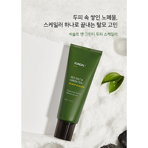 Солевой очищающий скраб для кожи головы с чайным деревом Sea Salt & Green Tea Scalp Scaler Herb Mint Kundal 200 г