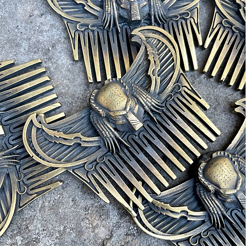 Расческа для бороды из латуни ХИЖАК Gorillas Accessories