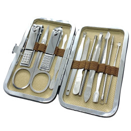 Маникюрный и педикюрный набор дорожный 11в1 11 предметов в футляре Beauty nail Черный (M-11)