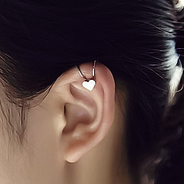 Серьга-каффа Зірочка срібляста Bioworld (13585)