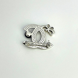 Серебряная брошка SilverBreeze с натуральным жемчугом фианитами (2102366)