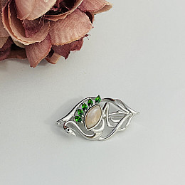 Срібна брошка SilverBreeze з натуральним перламутром (2113294)