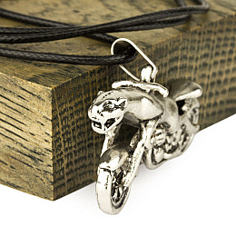 Кулон Win Ягуар на мотоцикле 5 см Стальной цвет (27014)