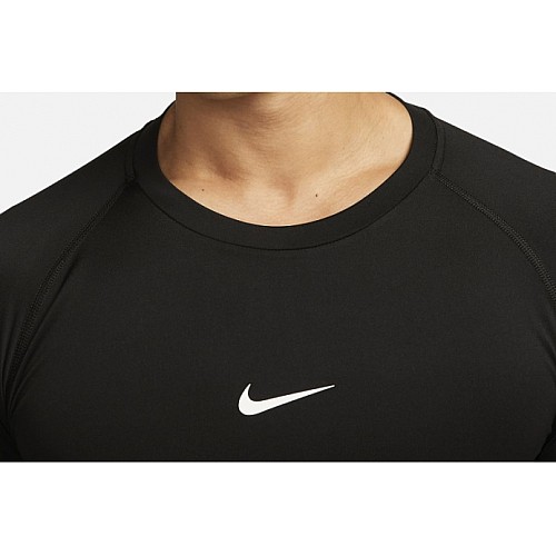 Термобелье мужское Nike Pro Dri-Fit Tight Top (FB7919-010) M Черный