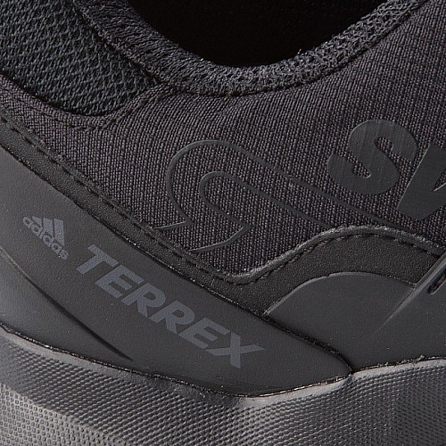Кросівки Adidas Terrex Swift R2 Чорний 41,5 (285130608)