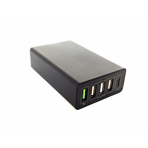 Зарядное устройство TM KEDO 4 USB-порта и Type-C портом