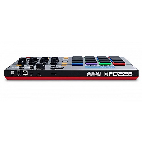 MIDI контроллер AKAI MPD226