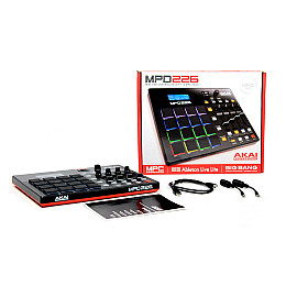 MIDI контроллер AKAI MPD226