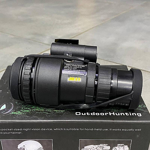 Прибор ночного видения Монокуляр PVS 18 1х32 с креплением Wilcox L4G24 на шлем + подсумок