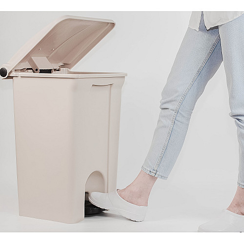 Контейнер для отходов One Chef с педалью Step On 45 л