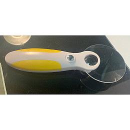 Ручная лупа с подсветкой WD 414 желтая 181-17827848