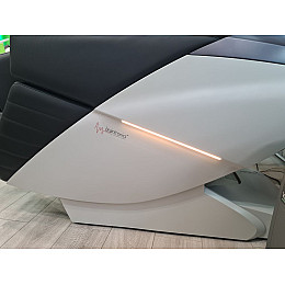 Массажное кресло AlphaSonic III White Black Серый