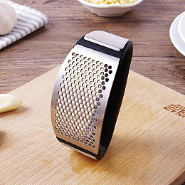 Пресс UKC для чеснока с ручкой