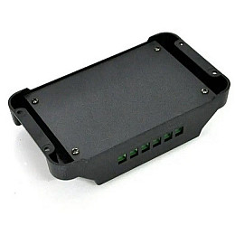 Контроллер заряда солнечной батареи UKC CP-420A 8459