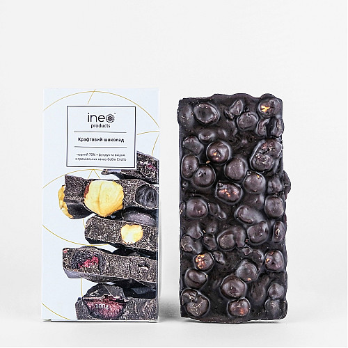 Шоколад крафтовий Ineo products чорний з вишнею та фундуком 100г