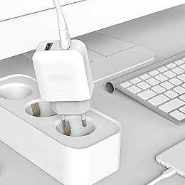 Сетевий зарядний пристрій Avantis A829 (2USB/2.4A) + USB кабель Lightning - білий