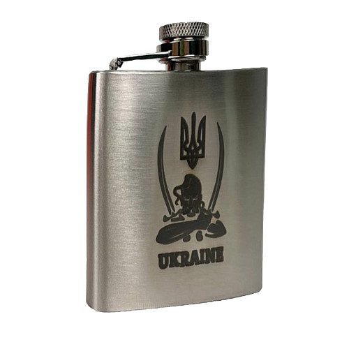 Фляга нержавіюча ТМ 4Profi з гравіюванням Ukraine козак з шаблями 7OZ 200 мл