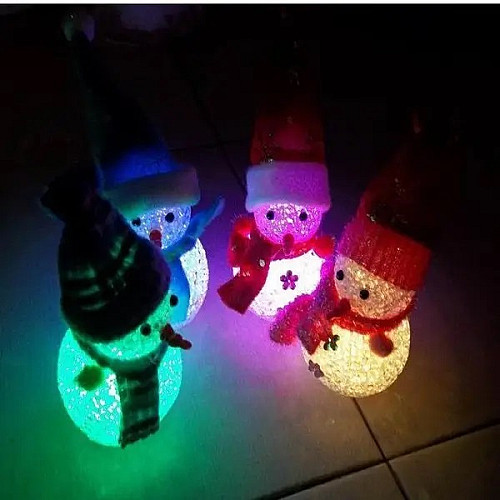 Фигурка светящийся снеговик LED ABC зелено-красный