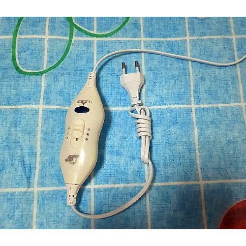 Электропростынь полуторная EAR Electric blanket 5714 голубая с вишнями 150х160 см