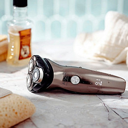 Электробритва от аккумулятора и сети Adler AD 2945