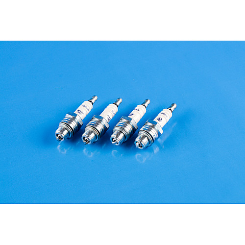 Свечи зажигания ГАЗ 52, 53, 66, ЗИЛ 130, 131, 15 (Super N19C.4B) BRISK