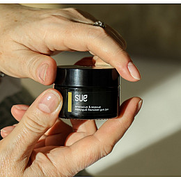 Твердий бальзам для рук Апельсин і кориця Sue 25 мл