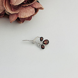 Серебряная брошка SilverBreeze с натуральным гранатом 1.95ct (2106609)