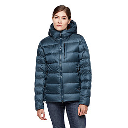 Пуховик жіночий Black Diamond Vision Down Parka M Темно-синій (BD 7461214022MED1)