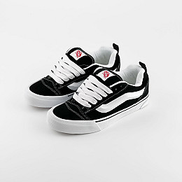 Кеди чоловічі Vans Knu Skool 37 Чорно-білий (VN0009QC6BT)