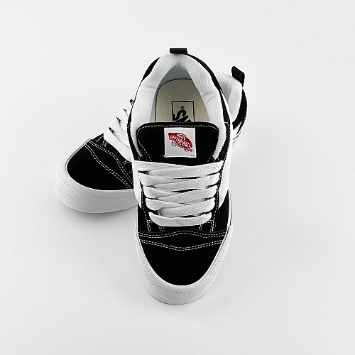 Кеди чоловічі Vans Knu Skool 38.5 Чорно-білий (VN0009QC6BT)