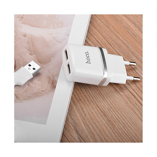 Адаптер мережевого зарядного пристрою Hoco C12 Dual USB Charger 2 USB 2.4A Output Lightning Adapter iPhone 6 / iPhone 5 USB-C Адаптер Watch 3 / Watch 4 Білий