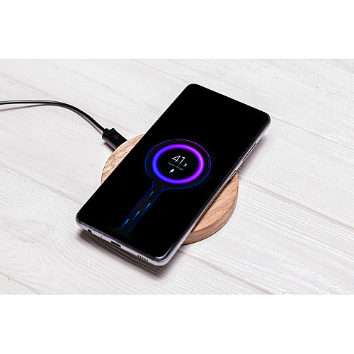 Деревянная подставка с поддержкой беспроводной зарядки для смартфона EcoWalnut "iCharge"