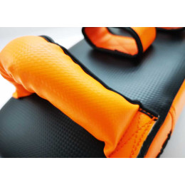 Макивара Sveltus Kicking Shield 43 х 20 см (SLTS-6050)