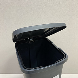 Контейнер для сміття 8 л з педаллю Elif Plastik 344