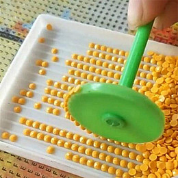 Клейка стрічка YIKE для алмазної мозаїки 12м skl-skt12