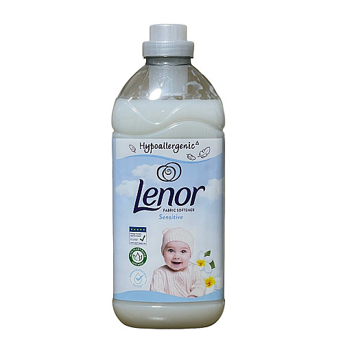 Гипоаллергенный кондиционер для чувствительной кожи Lenor Sensitive 1600 мл