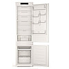 Вбудований холодильник Indesit INC20T321EU