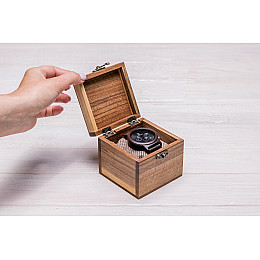 Підставка тримач для наручних годинників ecoWalnut 8.4х9х9 см