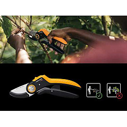 Контактний секатор Fiskars Plus P741 (1057171)