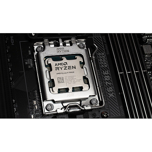 Процессор AMD Ryzen 9 7950X Box (100-100000514WOF)