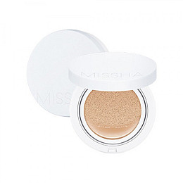 Тонуюча основа кушон Missha Magic Cushion Moist Up SPF50+/PA+++ 21 Light Beige 15 г (8809581449268)