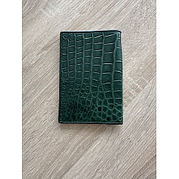 Обложка на паспорт из натуральной кожи крокодила Ekzotic Leather Зеленая (ср 03)